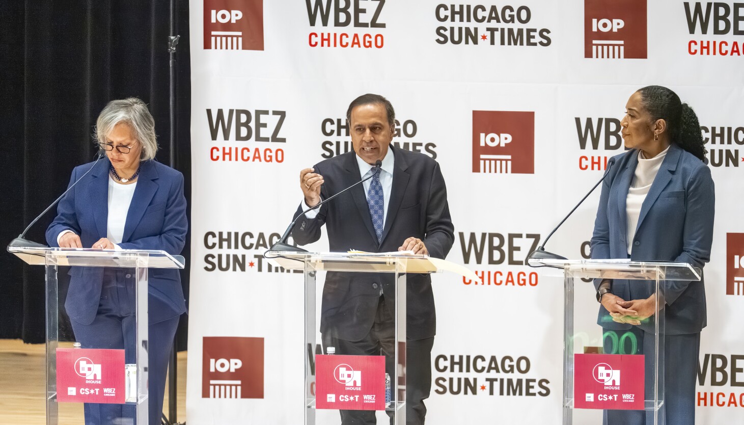 Lt. Gov. Stratton goes on attack in Sun-Times, WBEZ, UChicago debate against U.S. Reps. Kelly, Krishnamoorthi