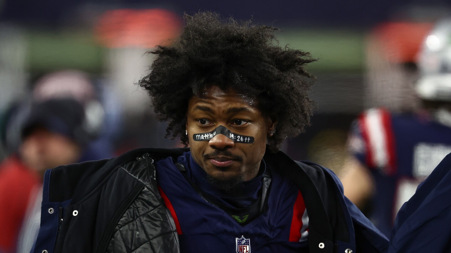 Postponement of Stefon Diggs's arraignment virtually guarantees no paid leave