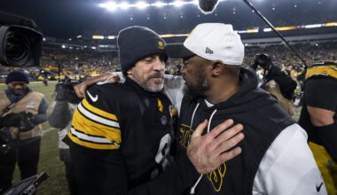Report: Aaron Rodgers sobbed, apologized during Mike Tomlin's final team meeting