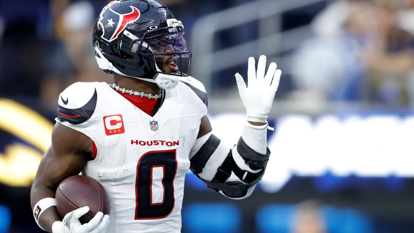 NFL fines Azeez Al-Shaair $23,186 for unnecessary roughness