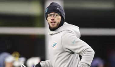 Bucs interview Mike McDaniel for their OC opening