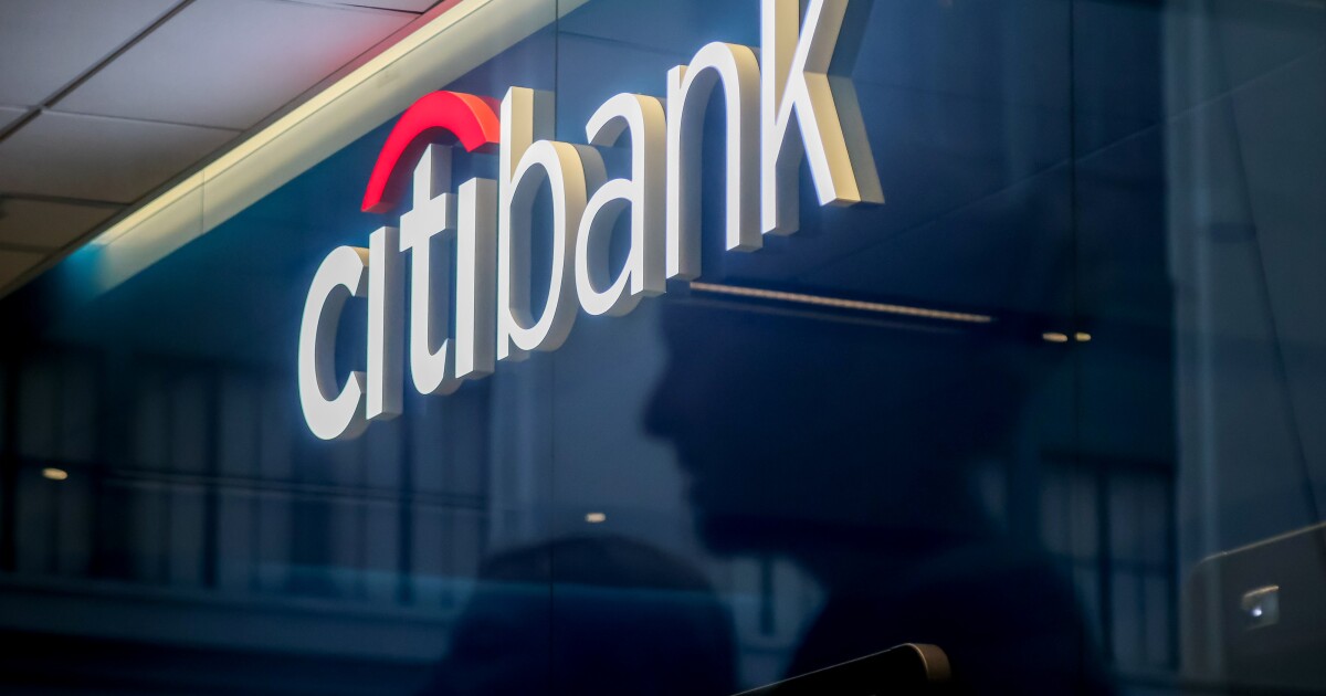Former Citi exec alleges sexual harassment by wealth chief
