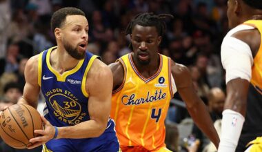 Stephen Curry scores 26 in annual homecoming game as Warriors top Hornets