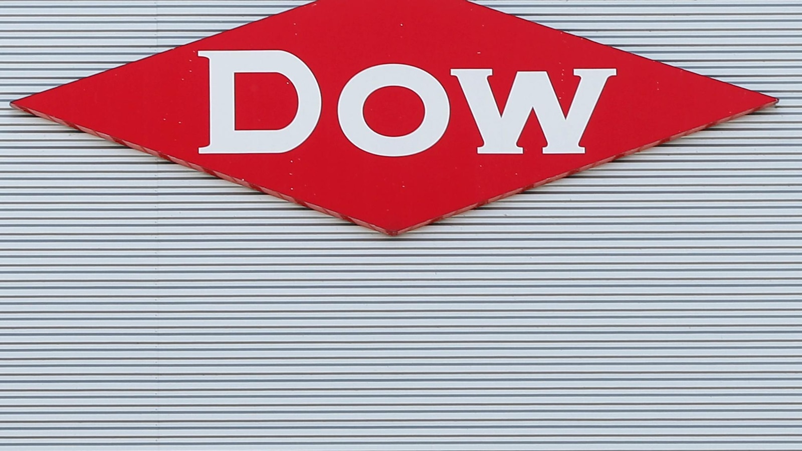 Dow to cut about 4,500 jobs as emphasis shifts to AI and automation