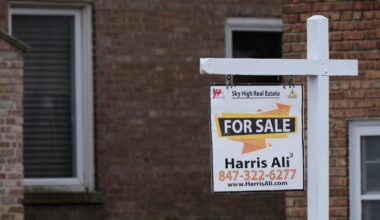 Average US long-term mortgage rate edges higher, but still near lowest point in more than 3 years