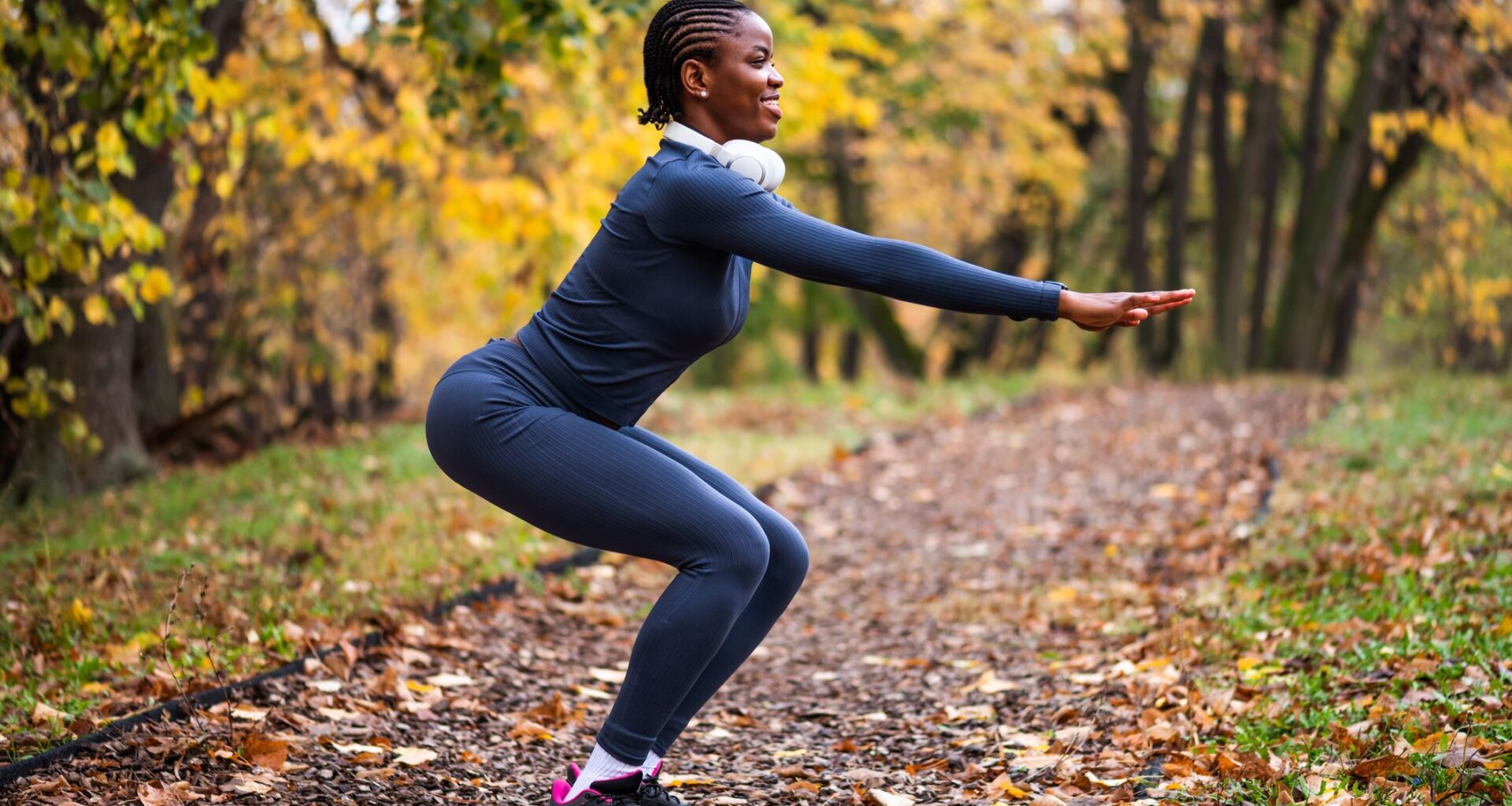 An expert running coach says most beginners forget to build strength before lacing up—add this seven-minute routine into your plan to avoid making the same mistake