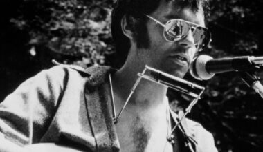 3 Songs From 1975 That Forever Changed Rock History