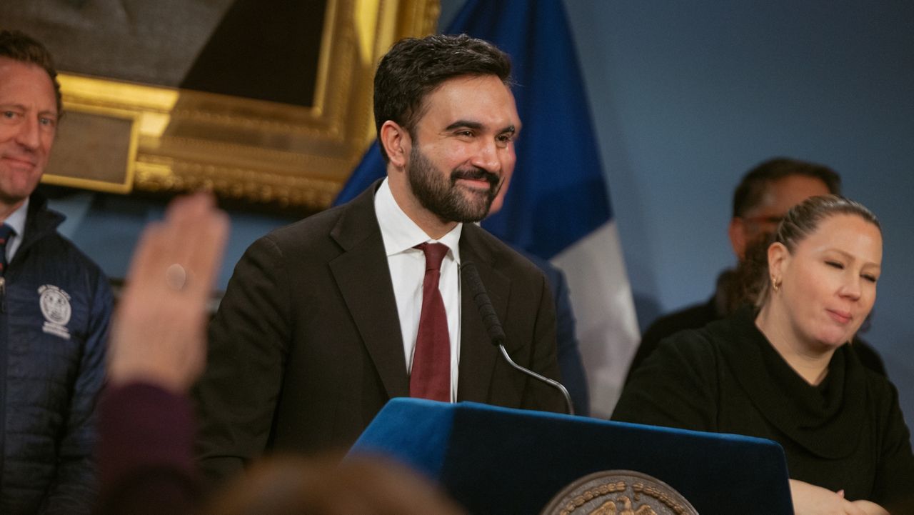 Mayor Zohran Mamdani took the reins of a massive snowstorm response over the weekend. (Kara McCurdy/Mayoral Photography Office)