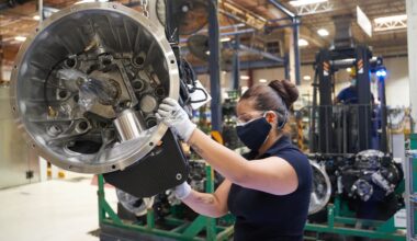 We're lifting our price target on AI play after strong pitch to investors