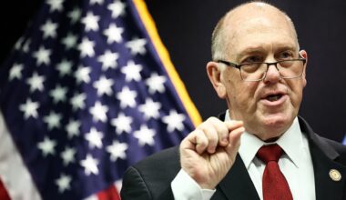 Trump admin to withdraw 700 federal officers from Minnesota: Homan