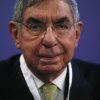 Nobel Peace Prize laureate and two-time Costa Rican President Oscar Arias looks at the media during the opening ceremony of the XV World Summit of Nobel Peace Laureates at the University in Barcelona, Spain, Nov. 13, 2015.