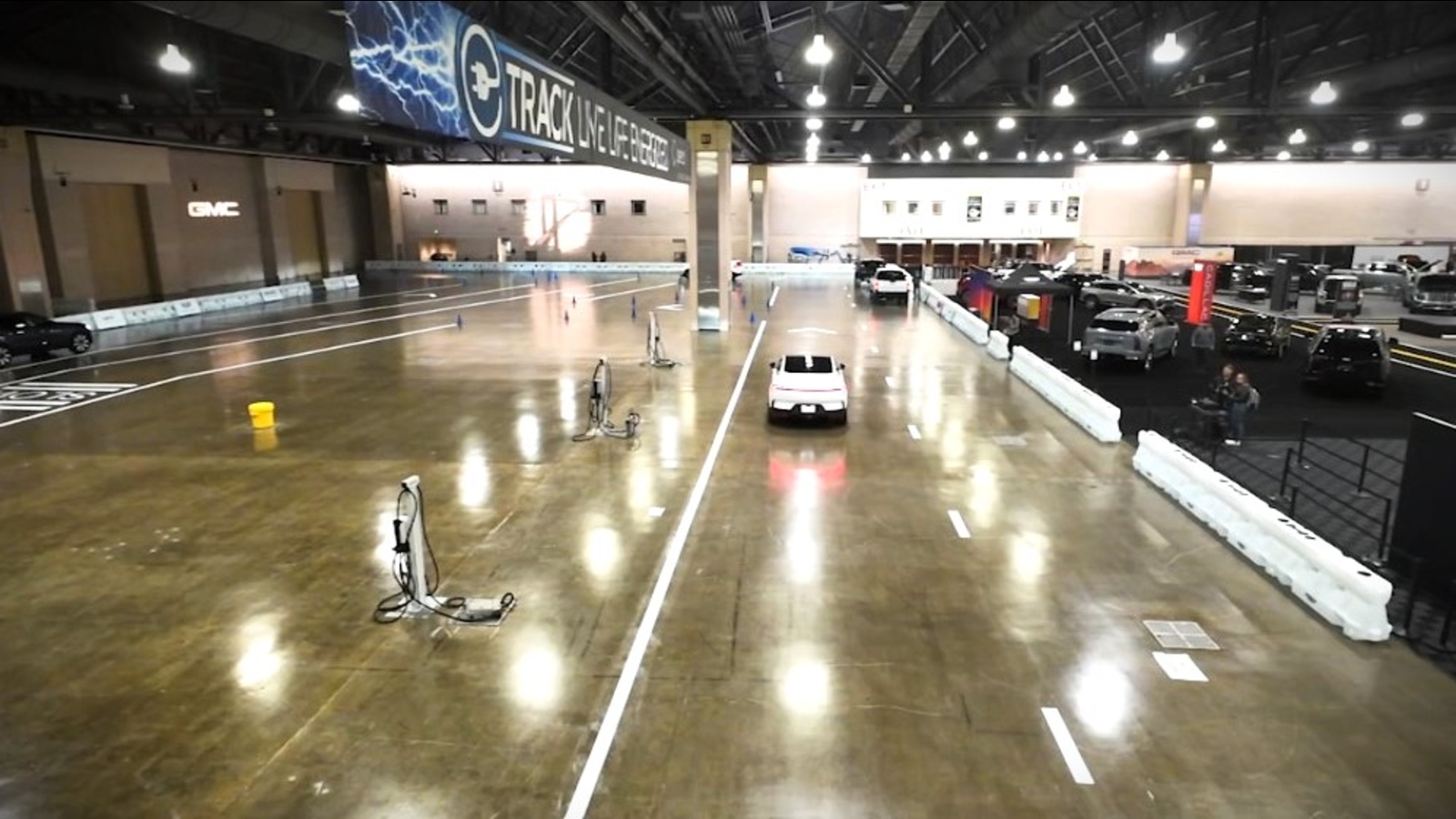 Philadelphia Auto Show expands its E-Track offerings