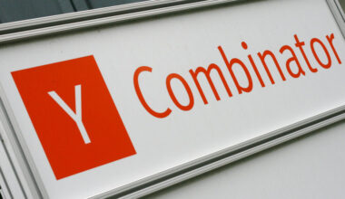 A Y Combinator sign