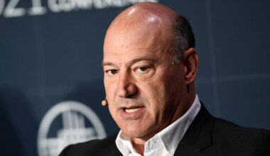 US Economy Strong but Unequal, Former Trump Advisor Gary Cohn Says
