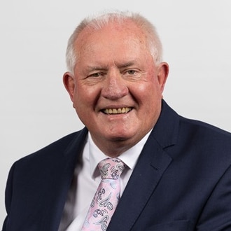 Cr Greg Lamont