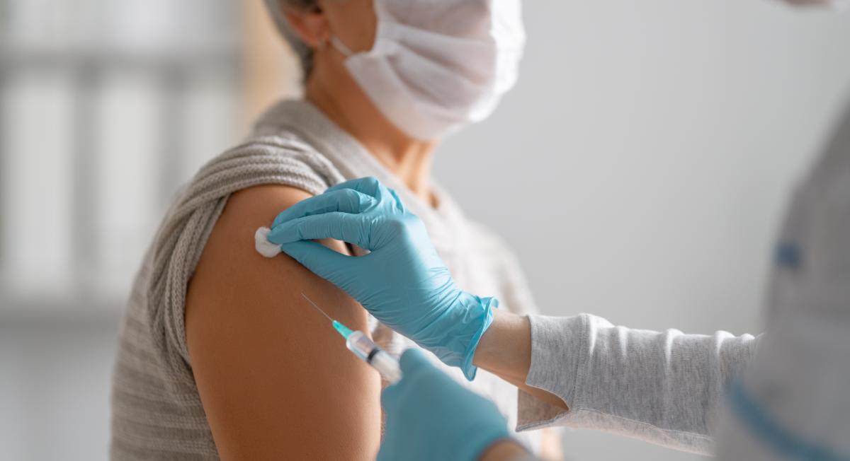 My family won't get vaccinated to see my baby