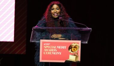 Chaka Khan, Cher, Carlos Santana awarded Lifetime Achievement Grammys – San Diego Union-Tribune