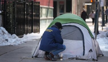 In cold Philadelphia weather, homeless outreach workers are challenged