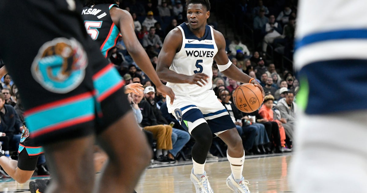 Anthony Edwards, Julius Randle lead Timberwolves to a 131-114 victory over the Grizzlies