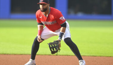 Diamondbacks Interested In Carlos Santana