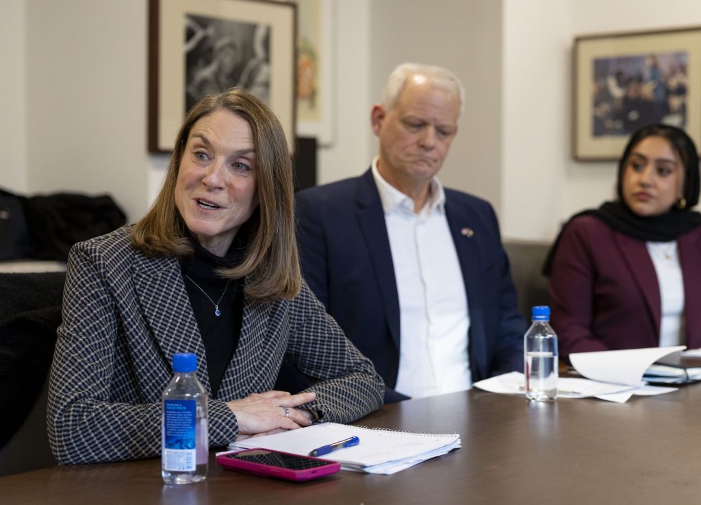 Millions raised in fights for 5 open Illinois congressional seats