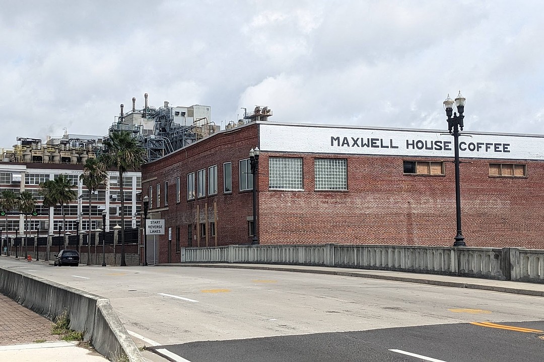 Kraft Heinz demolishes 100-year-old building, part of its Downtown Jacksonville facility