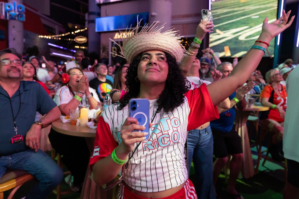 Puerto Rico stops for 13 minutes to bask in Bad Bunny's glow