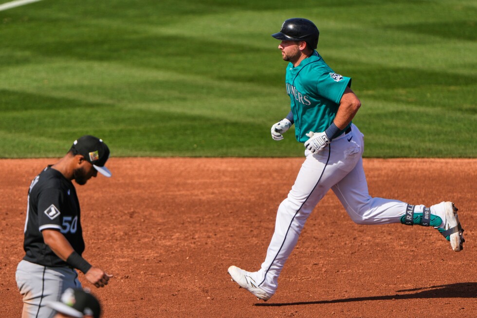 Cal Raleigh not focused on trying to hit 60 homers again