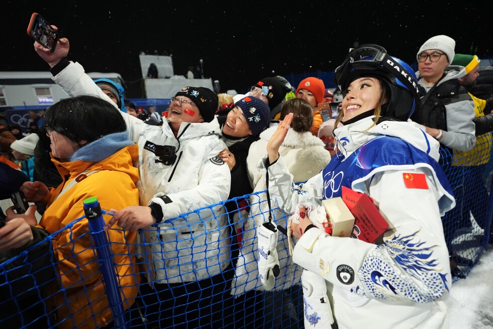 Neither US-born Olympic medal favorite competes for America. Eileen Gu alone takes heat for it