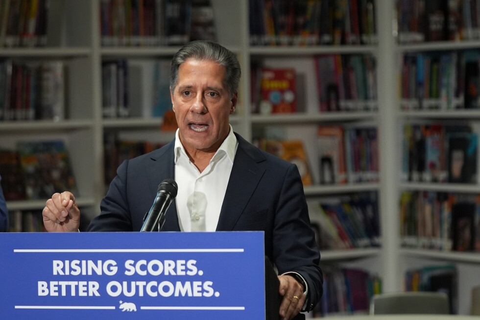 Los Angeles school chief placed on leave during federal probe