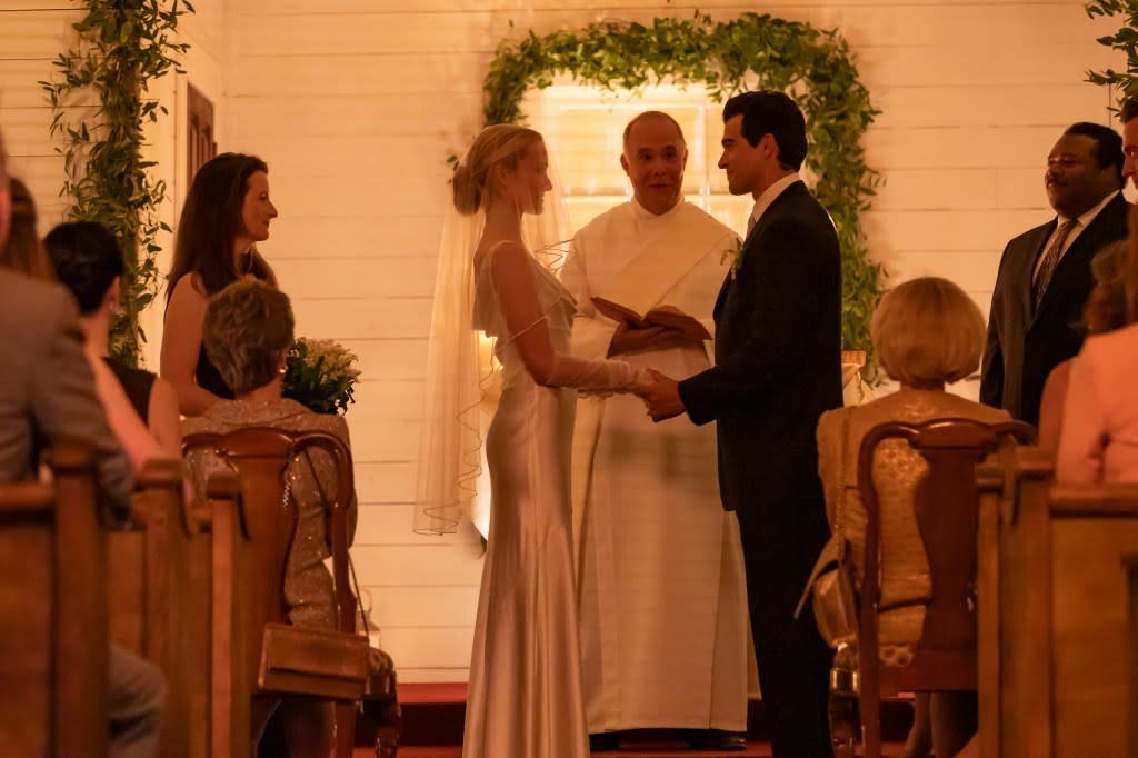 FX’s “Love Story” depicted Carolyn Bessette Kennedy and John F. Kennedy Jr.’s secret 1996 wedding during the March 5 episode. FX