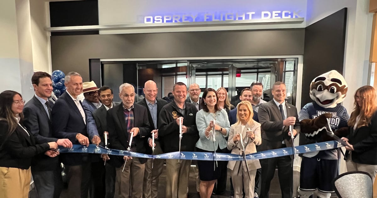UNF, Jacksonville officials celebrate opening of UNF Flight Deck – 104.5 WOKV