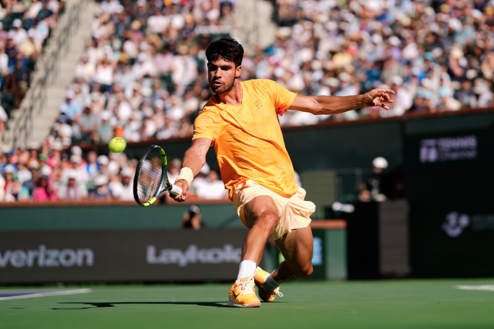 Carlos Alcaraz loses to Korda at Miami Open