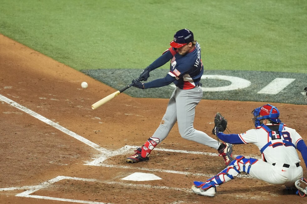 Henderson starts at third for US over Bregman, then homers in WBC