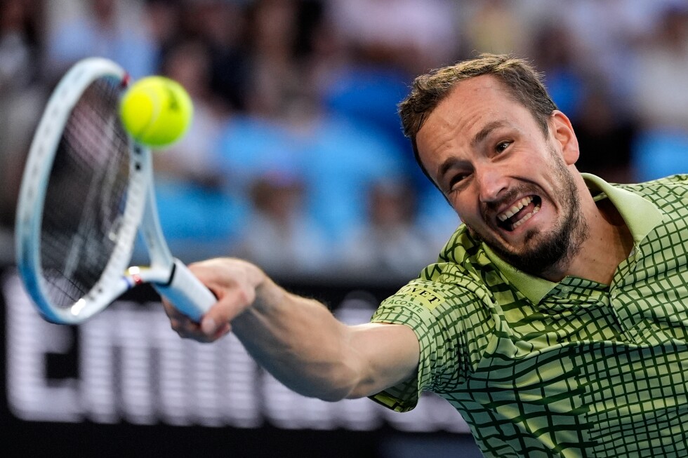 Tennis stars in Dubai and Paralympians face travel issues as Middle East war continues