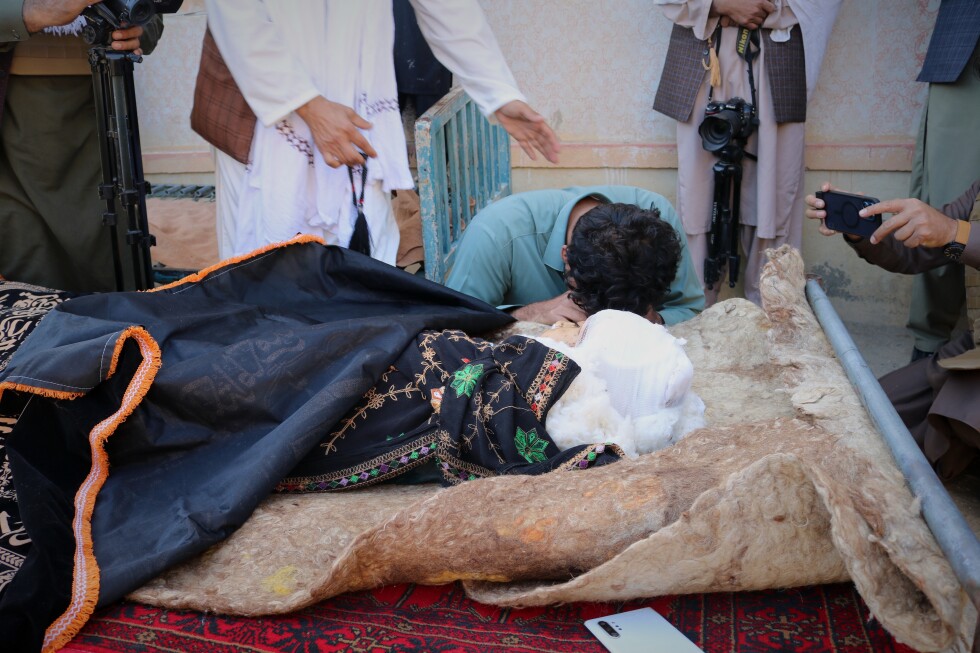 Afghanistan says Pakistani airstrikes kill at least 6 civilians