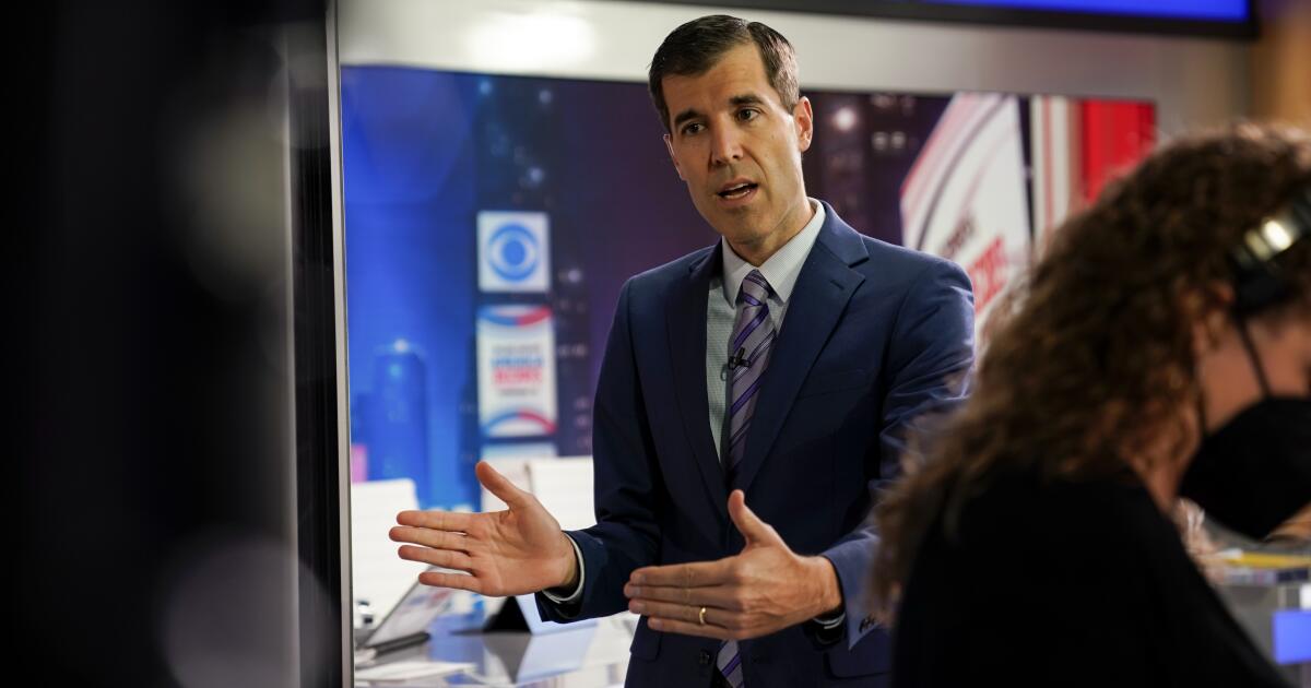 CBS News' Justice Department correspondent Scott MacFarlane exits network