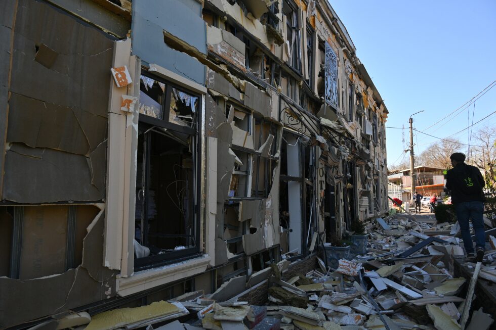 Russia and Ukraine exchange drone attacks