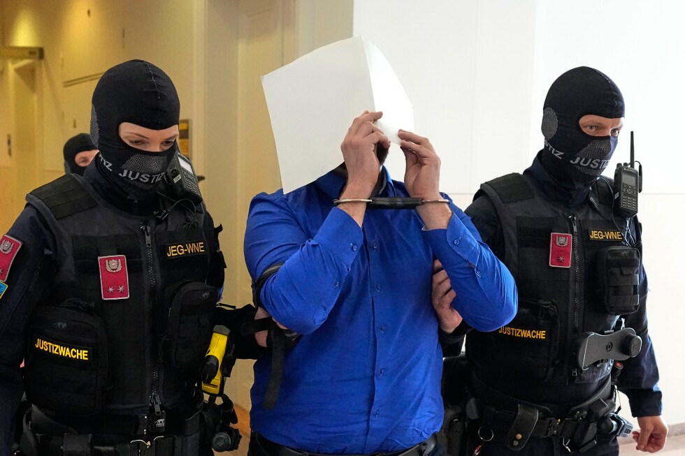 Taylor Swift: Man pleads guilty to plotting attack on superstar's Vienna concert