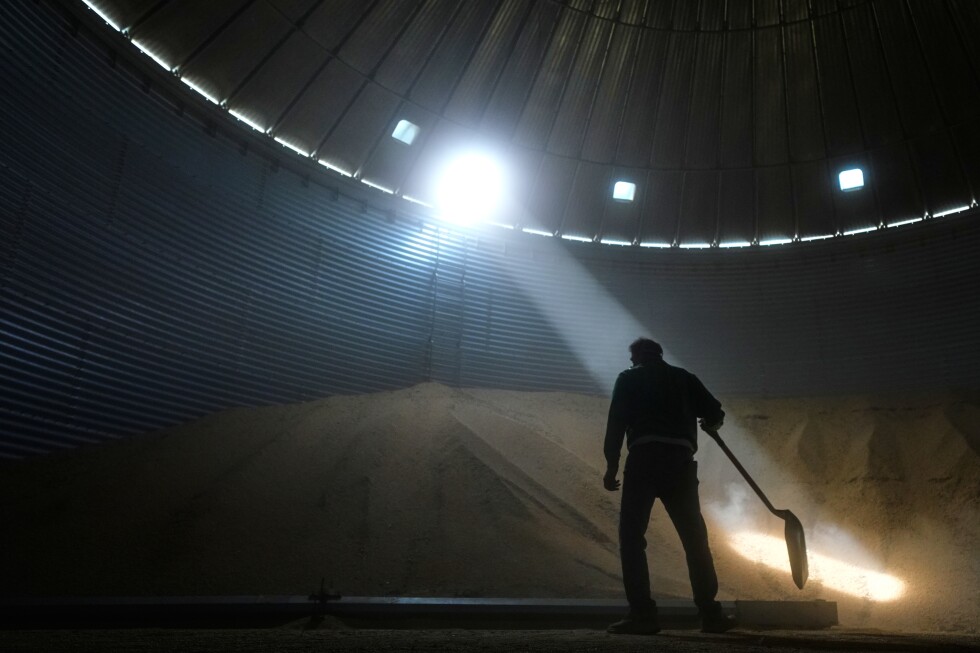 Midwest soybean farmers are squeezed further by tariffs and Iran war