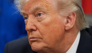 New Trump order aims to give more people access to retirement savings plans