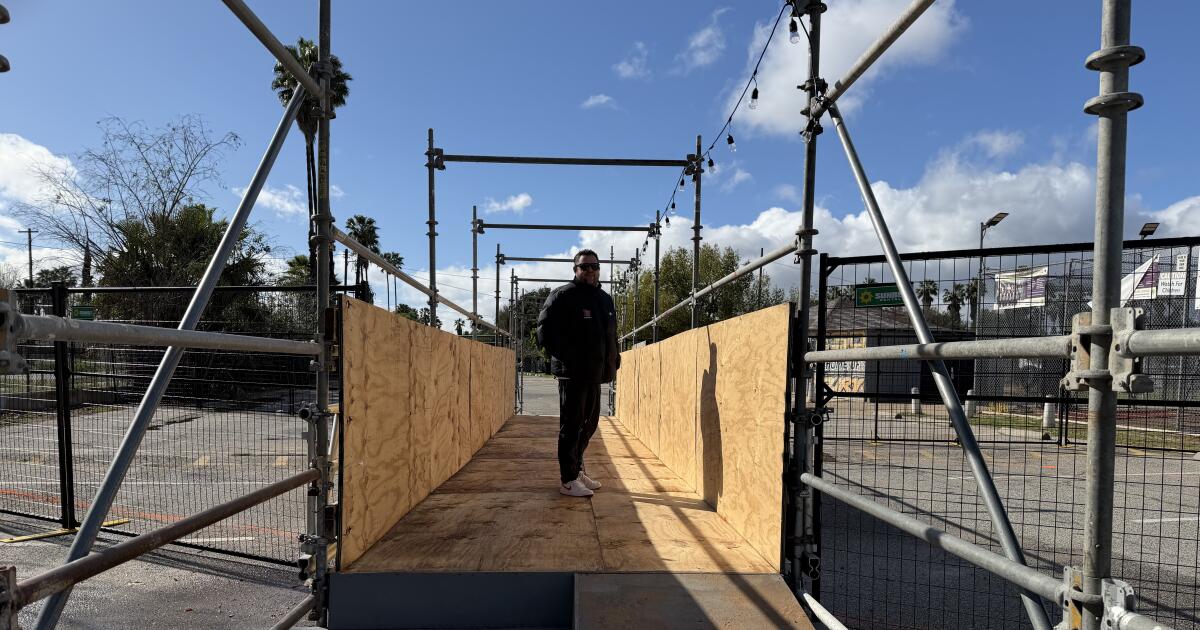 Repairing fire damage at Encino Franklin Fields still months away
