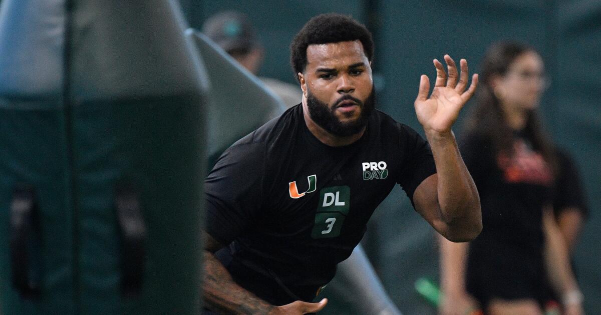 Chargers NFL draft roundup: Akheem Mesidor picked No. 22 overall