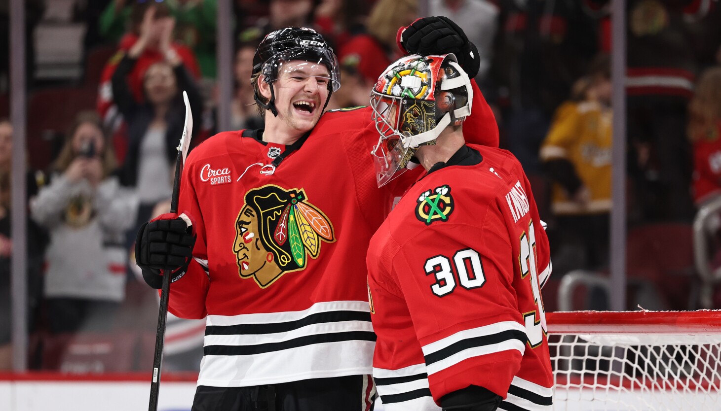 Blackhawks end season with feel-good comeback win over Sharks