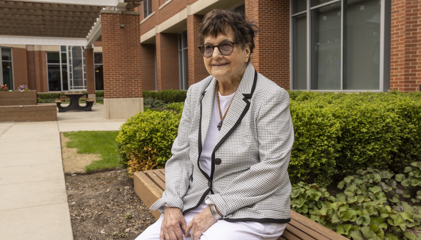 ‘Dead Man Walking’ nun brings message of hope and activism to DePaul University