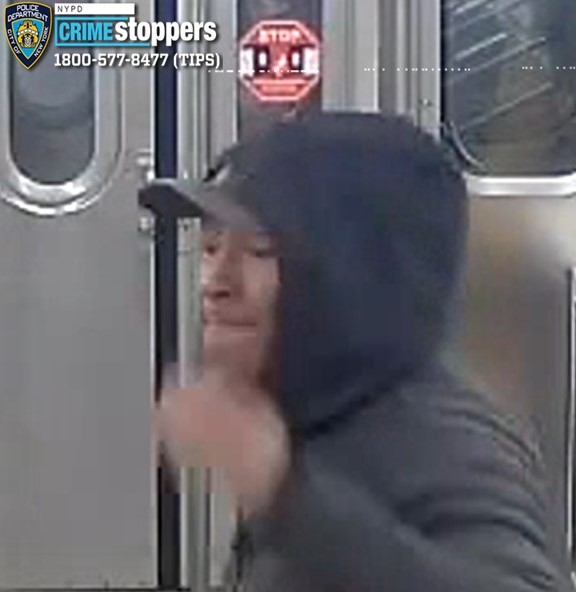 Man repeatedly punched, stabbed on board Manhattan A train