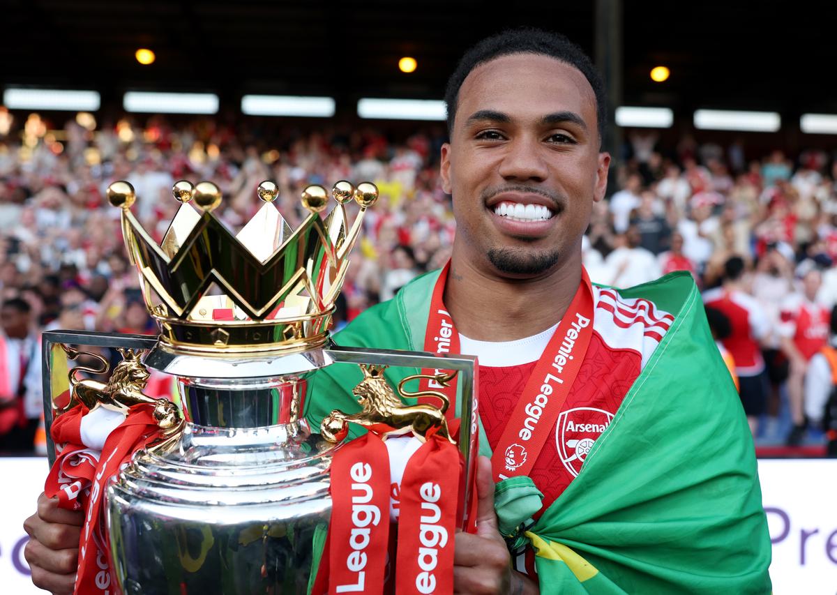 Arsenal star forgets to collect Premier League winners’ medal - London Evening Standard