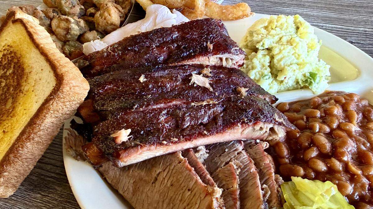 18 places to eat a great meal in Fort Worth for under $20