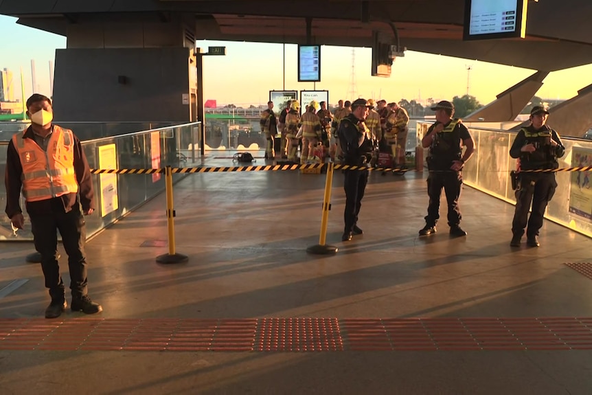 Nth Melb police fire