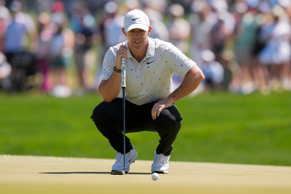 Rory McIlroy's birdie blitz reignites PGA Championship hopes